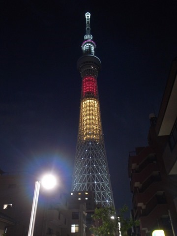 スカイツリー赤と金色